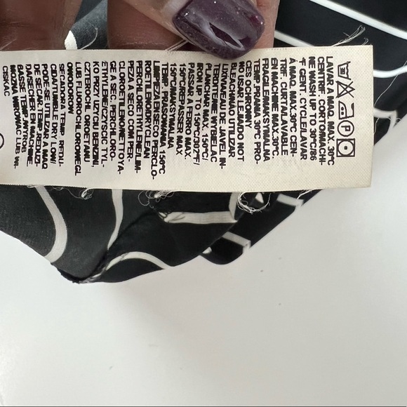 Zara Women’s Chevron Striped‎ Skirt Size 4 - Picture 8 of 8